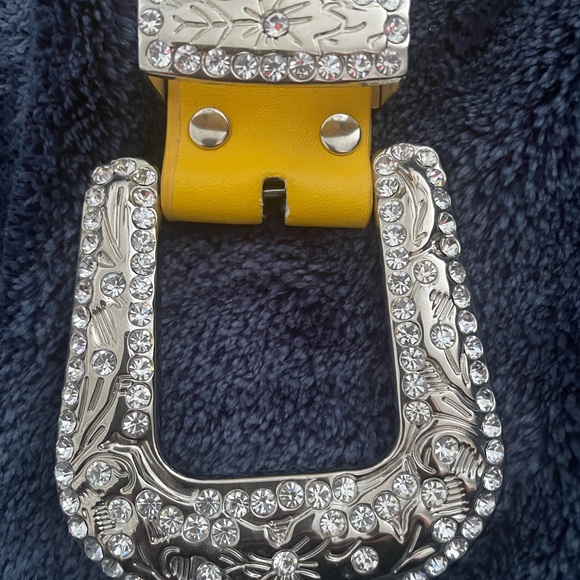 Beautiful belt - Picture 6 of 6